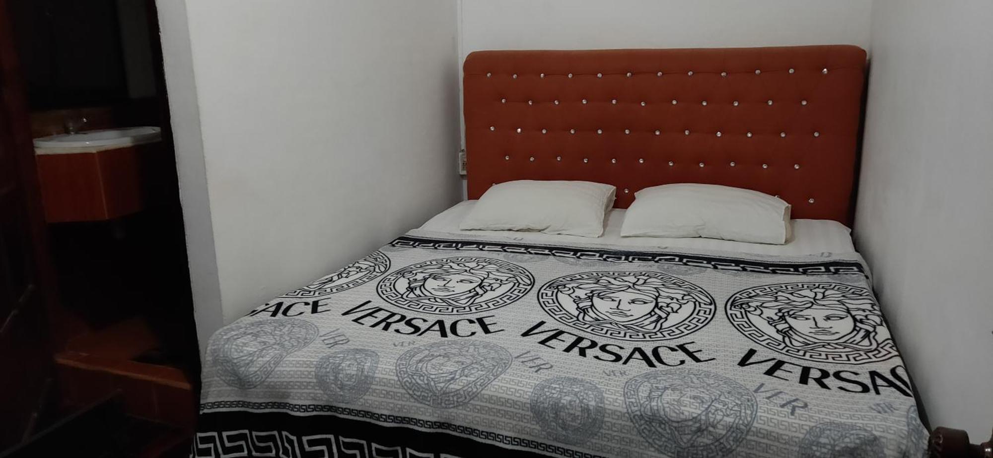 Phousi Guesthouse 2 Luang Prabang Habitación foto